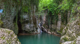 Агурское ущелье и водопады