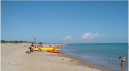 Центральный пляж в Веселовке