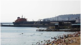 Центральный пляж в Туапсе