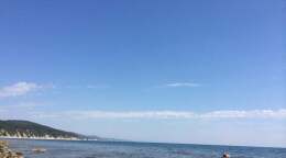 Дикий пляж в Бетте