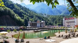 Пляж Роза Хутор