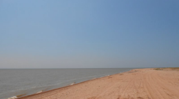 Пляж в Камышеватской
