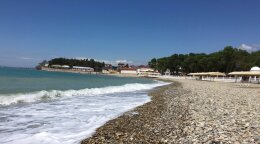 Центральный пляж в Дивноморском